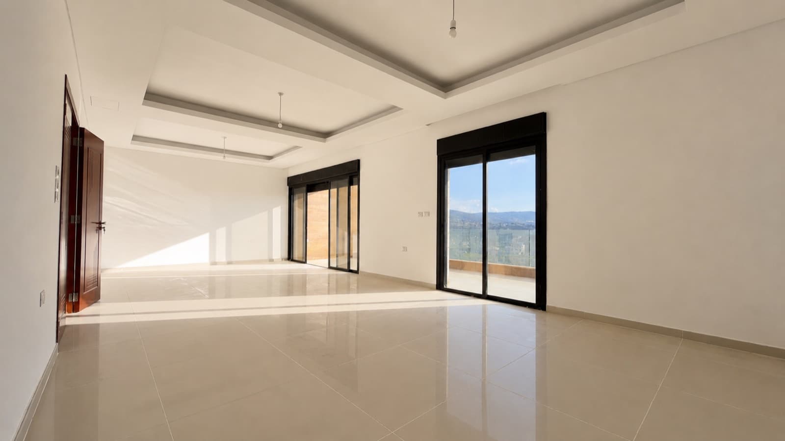 3-Bedroom Apartment in Kfarsaroun — photo 2